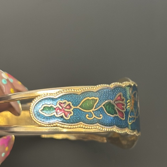 🛑🛑Sold- Vintage Cloisonné Floral Butterfly Hinge Bracelet - Picture 12 of 15